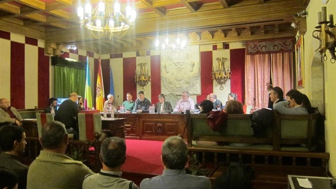 Camargo.- Luz verde a la aprobación inicial del PGOU con el voto en contra del P