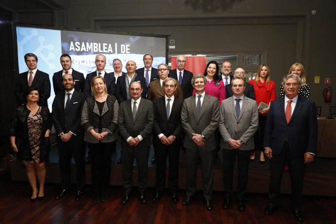 El Gobierno aragonés colabora con la empresa familiar para asegurar el relevo ge