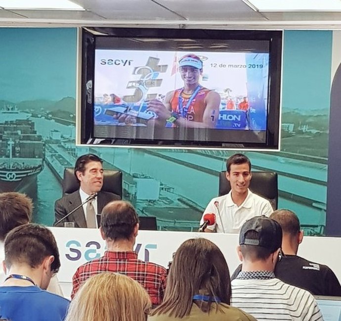 Triatlón.- Mario Mola: "No es descabellado tener a tres españoles luchando por l