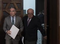 Bendodo defiende las "excepcionales relaciones" entre PP-A y Cs: "La oposición ya no habla de dos gobiernos"