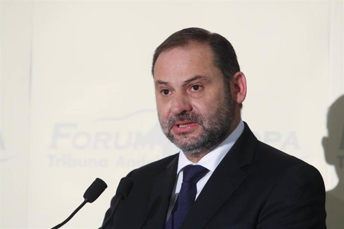 8M.- Ábalos ve "inconcebible" que el PP no acuda a las movilizaciones y llama a 