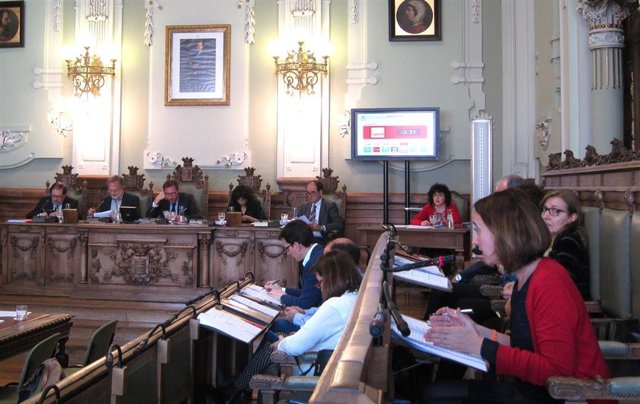 Una moción sobre limpieza presentada por Cs en Valladolid, escenario para las cr