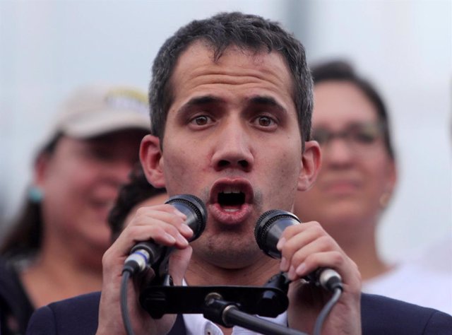 AMP.- Venezuela.- Guaidó achaca el apagón a la "corrupción" y pide manifestarse 