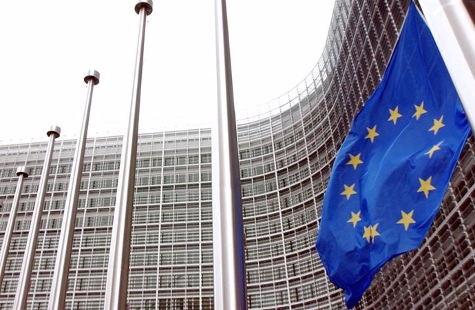 La UE incluye a Emiratos Árabes Unidos y otros 9 países en la lista 'negra' de p