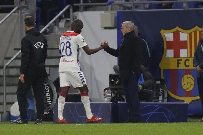 FOOTBALL - UEFA CHAMPIONS LEAGUE - 1/8 - OLYMPIQUE LYONNAIS v FC BARCELONA