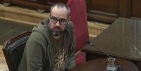 Dos testimonis es contradiuen sobre si havien de facturar a la Generalitat l'encàrrec dels cartells per a l'1-O