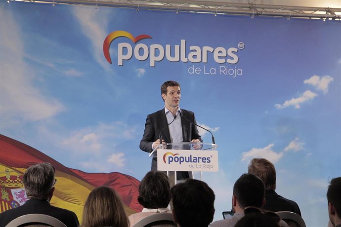 El presidente del PP, Pablo Casado, clausura el acto de presentación de los cand