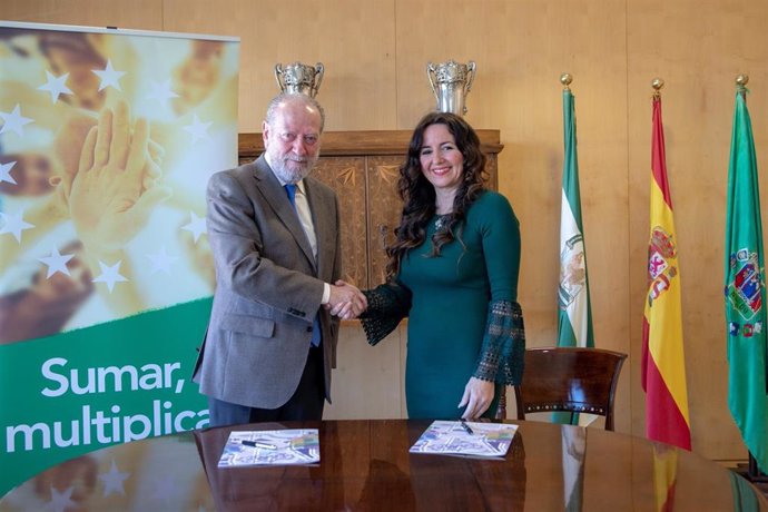 FAMP.- Acuerdo entre FAMP y Asociación de Archiveros de Andalucía para apoyar la