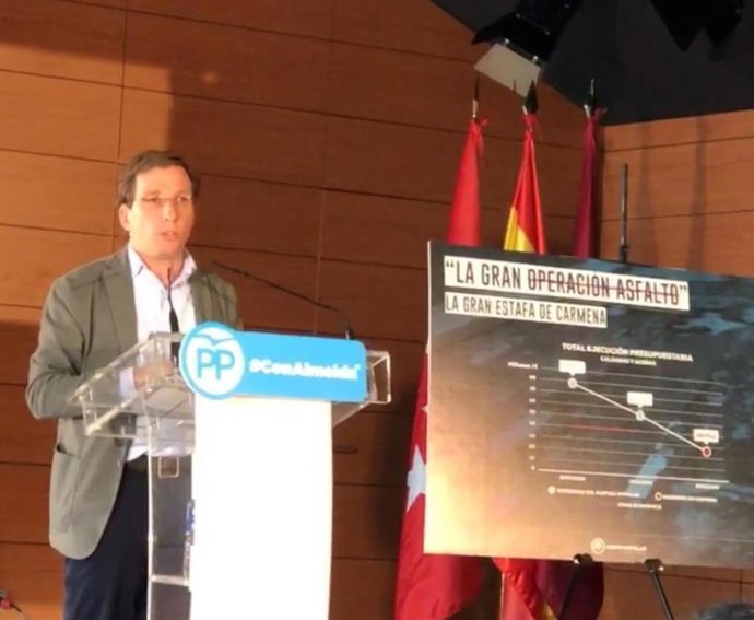 Almeida, tras "pufo" de primarias de Cs en CyL, señala la "extraña casualidad" d