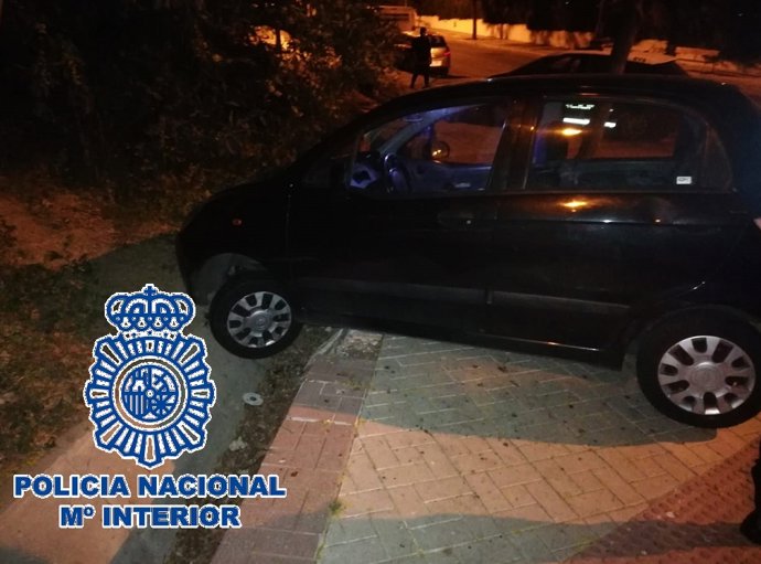 Policia Nacional Nota De Prensa Y Foto "La Policía Nacional Detiene A Un Hombre 