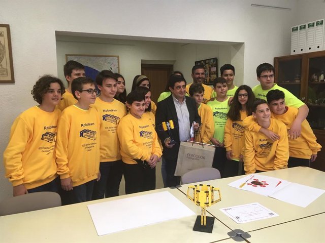 Jaén.- MásJaén.- Diputación colaborará con el equipo de robótica del IES Santa C