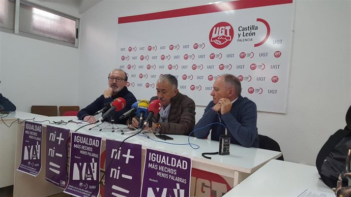 Pepe Álvarez (UGT) pide a Sánchez la misma "ilusión" para aprobar por decreto la