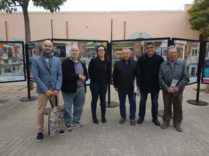 L'exposició fotogrfica d'establiments emblemtics es trasllada al Viver