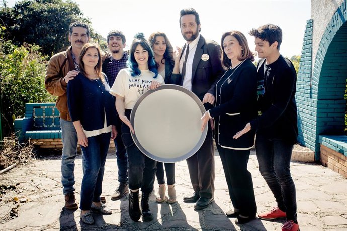 Cultura.-  Punt abre las puertas del rodaje de 'Diumenge Paella', su primera 's