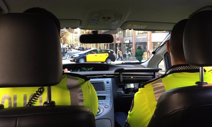 Barcelona convoca 293 plazas de agente de la Guardia Urbana para este año