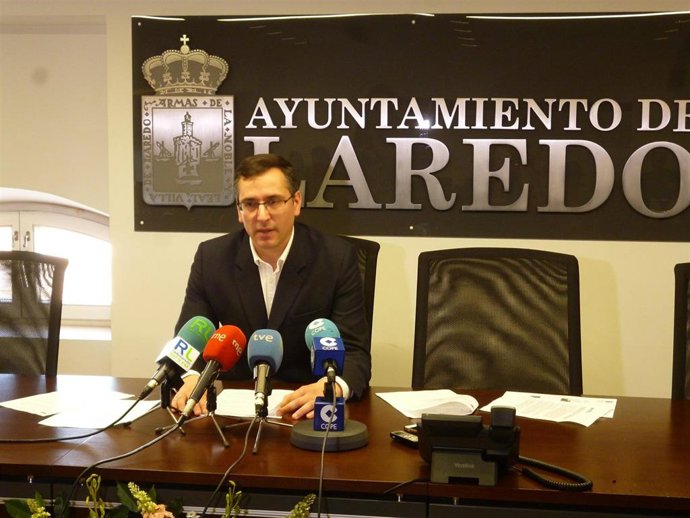 López Visitación, alcalde de Laredo 