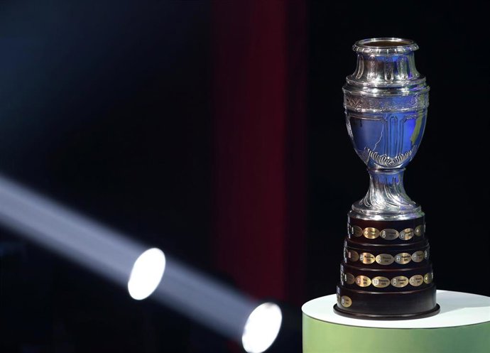 Fútbol.- La CONMEBOL aprueba realizar la Copa América 2020 en territorio sudamer