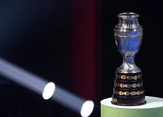 Fútbol.- La CONMEBOL aprueba realizar la Copa América 2020 en territorio sudamer