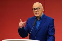 Venezuela anuncia la restitución del "100% del servicio eléctrico" en el país tras el apagón