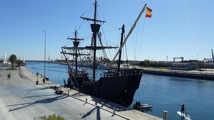 LA NAO VICTORIA  HA ATRACADO ESTA MAÑANA EN VALENCIA PARA CONMEMORAR EL V CENTEN