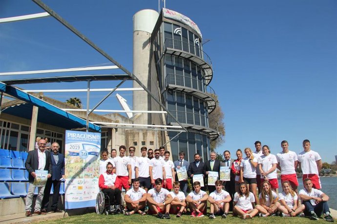 Educación.- Sevilla acoge el L Campeonato de España de Invierno de Piragüismo, c
