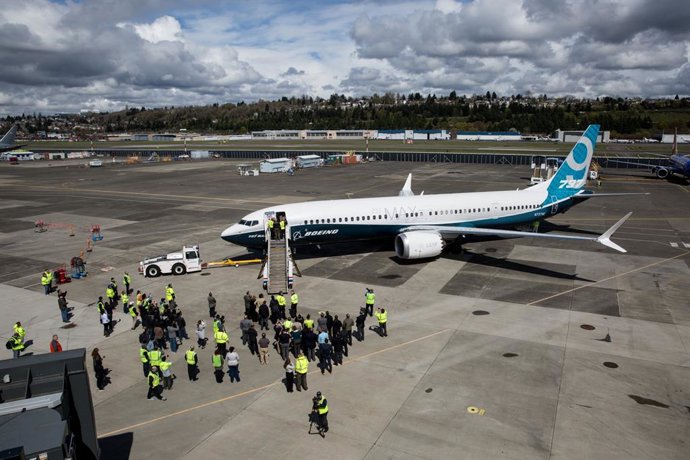 FAA grounds all Boeing 737 Max jets in US