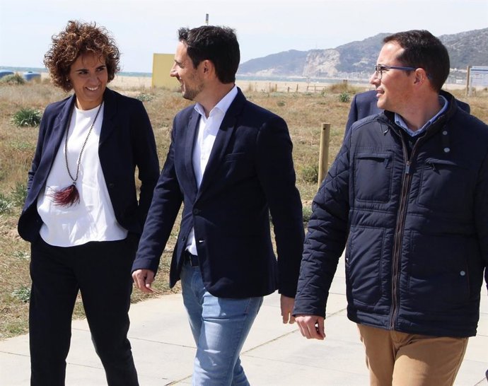 Montserrat dice que el PP es "garantía" de que vuelvan las empresas que se fuero