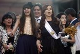 Foto: Fernández de Kirchner denuncia que su hija está enferma por la "brutal persecución" contra ella y su familia
