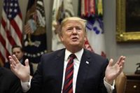 Trump dice que la gestión del Brexit ha sido "una vergüenza" y reprocha a May que no haya seguido sus "ideas"