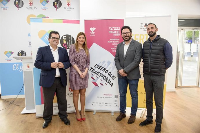 El diputado Antonio J. Rodríguez, en la presentación de la Semana del Diseño.