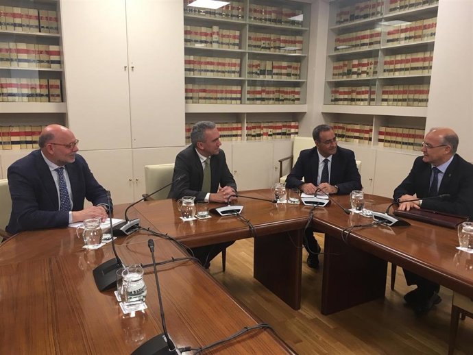 Fotos Y Audios Consejero Infraestructuras Reunión En Fomento