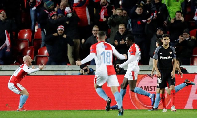 Fútbol/Liga Europa.- Crónica del Slavia de Praga - Sevilla, 4-3