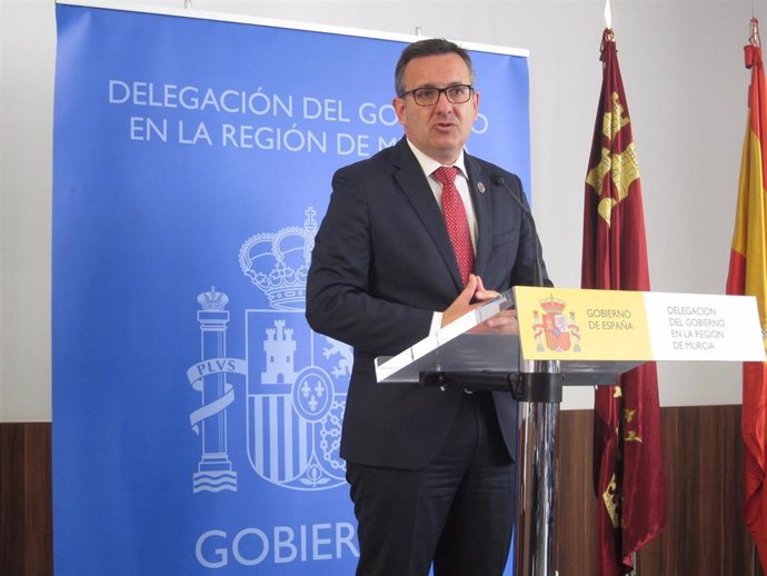 El delegado del Gobierno en Murcia, Diego Conesa, comparece en rueda de prensa