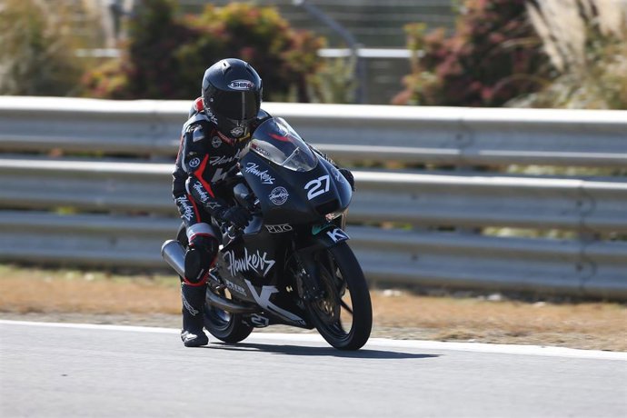 Motociclismo.- Hawkers desembarca en el Campeonato de España de Moto4 con la jov