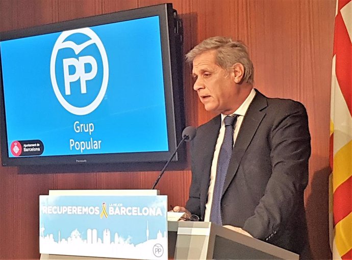 Alberto Fernández (PP) demana a Colau rectificar crítiques al PP "si no vol ser 