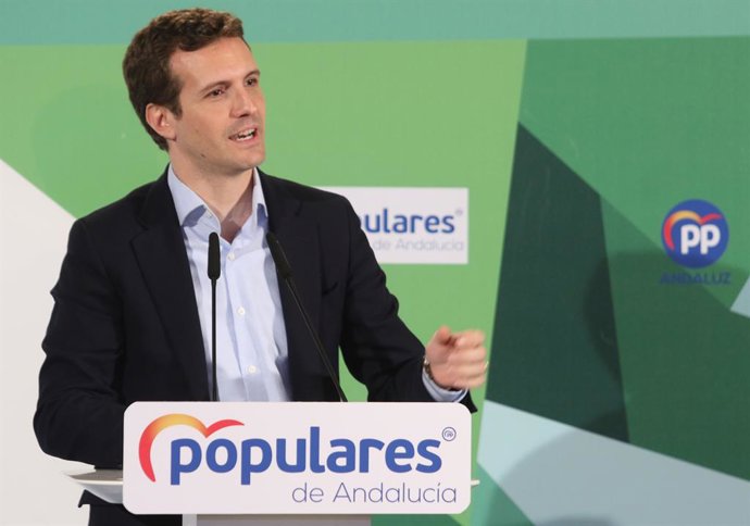  Pablo Casado, i  Juanma Moreno, participen en el Comit Executiu del PP-A 
