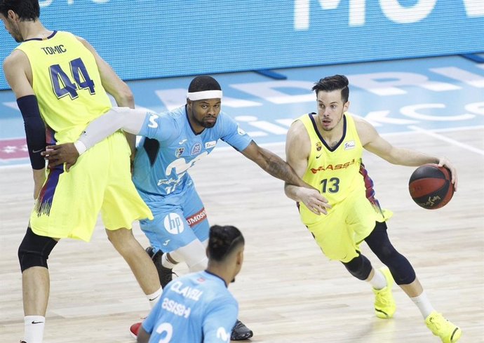 Thomas Heurtel, del Bara Lassa, ante el Movistar Estudiantes