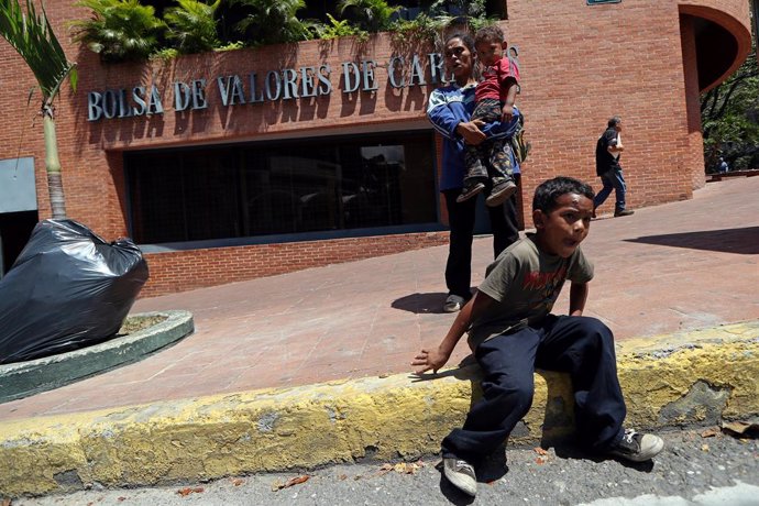 Venezuela.- El peligro que acecha a los menores venezolanos que huyen a Perú