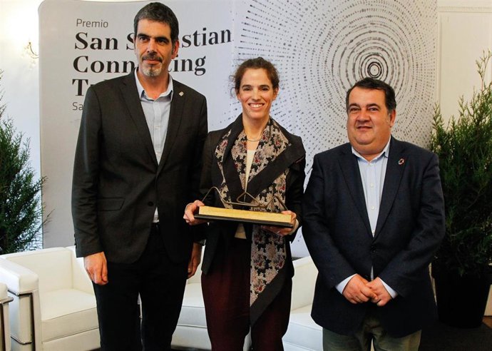 San Sebastián entrega su primer premio Connecting Talent a la ingeniera Itziar E