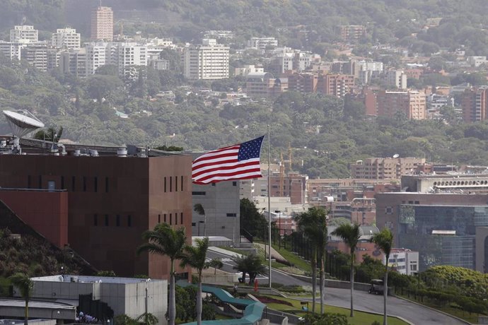Pompeo dice que todo el personal diplomático de EEUU en Venezuela ha salido ya d