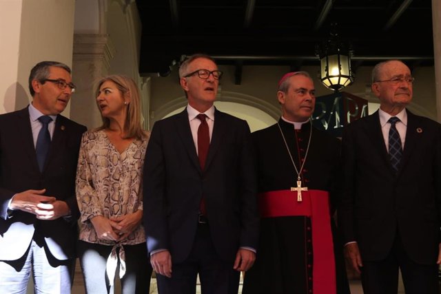 Málaga.- El ministro de Cultura resalta como "artista contemporáneo" al escultor