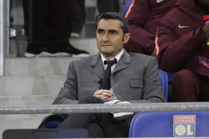 FOOTBALL - UEFA CHAMPIONS LEAGUE - 1/8 - OLYMPIQUE LYONNAIS v FC BARCELONA