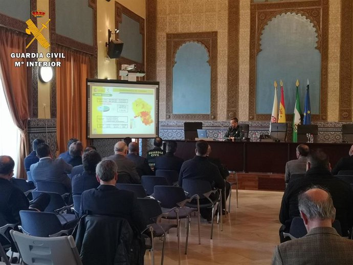 Córdoba.- Sucesos.- La Guardia Civil desarrolla una jornada de cooperación con l