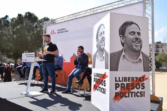 Rufián (ERC) qualifica de "demostració de fora" la manifestació independentis
