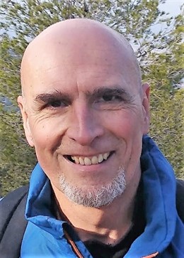 El albaceteño Arturo Tendero recita este lunes en El Sur dentro de los 'Lunes Li