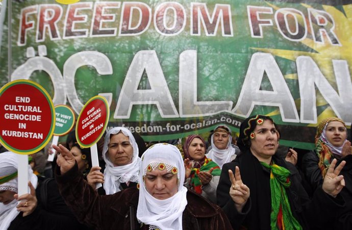 Manifestación en favor del líder del PKK, Abdulá Ocalan