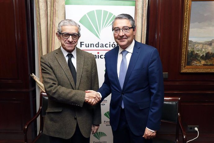 Málaga.- Unicaja.- La Fundación Unicaja y la Diputación renuevan su acuerdo en m