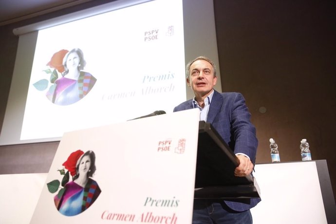 Zapatero critica la idea de una intervención militar en Venezuela: "Solo provoca