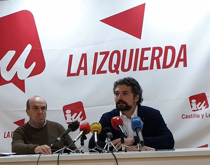 Sarrión invita a la unión de "todas las fuerzas a la izquierda del PSOE" pero si