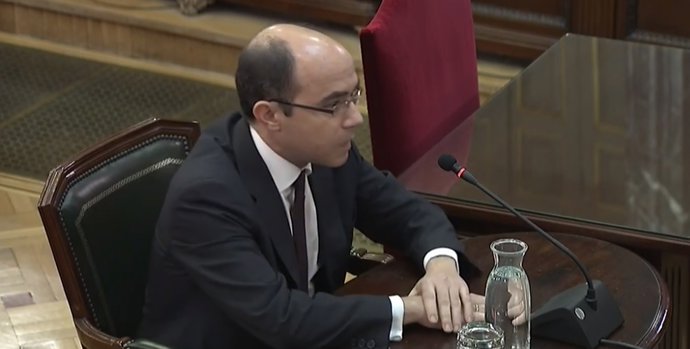 Procés.- Un excrrec de Montoro diu que es va poder eludir el control d'Hisenda 